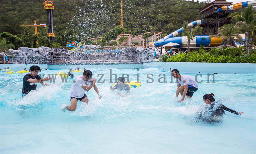 水上乐园刺激滑梯第一视角