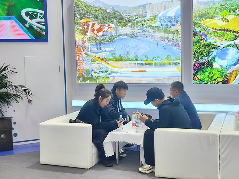 相聚郑州，引爆热潮——jinnianhui今年会游乐亮相2025中国（郑州）旅游休闲娱乐产业博览会，实力领航水上游乐新纪元！